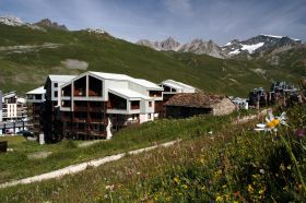  Tignes - Vacation rentals in the Savoie :  Club Residences Le Rond Point des Pistes, Le Hameau du Borsat and Val Claret